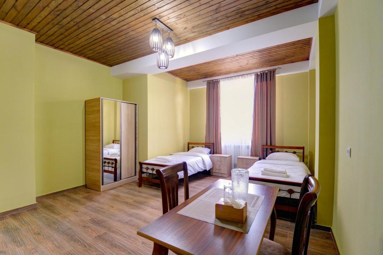 Hotel Sesil Gümrü Dış mekan fotoğraf
